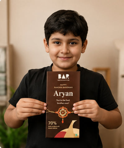 Happy customer with BAR chocolate